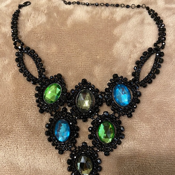 Necklace - Picture 2 of 3